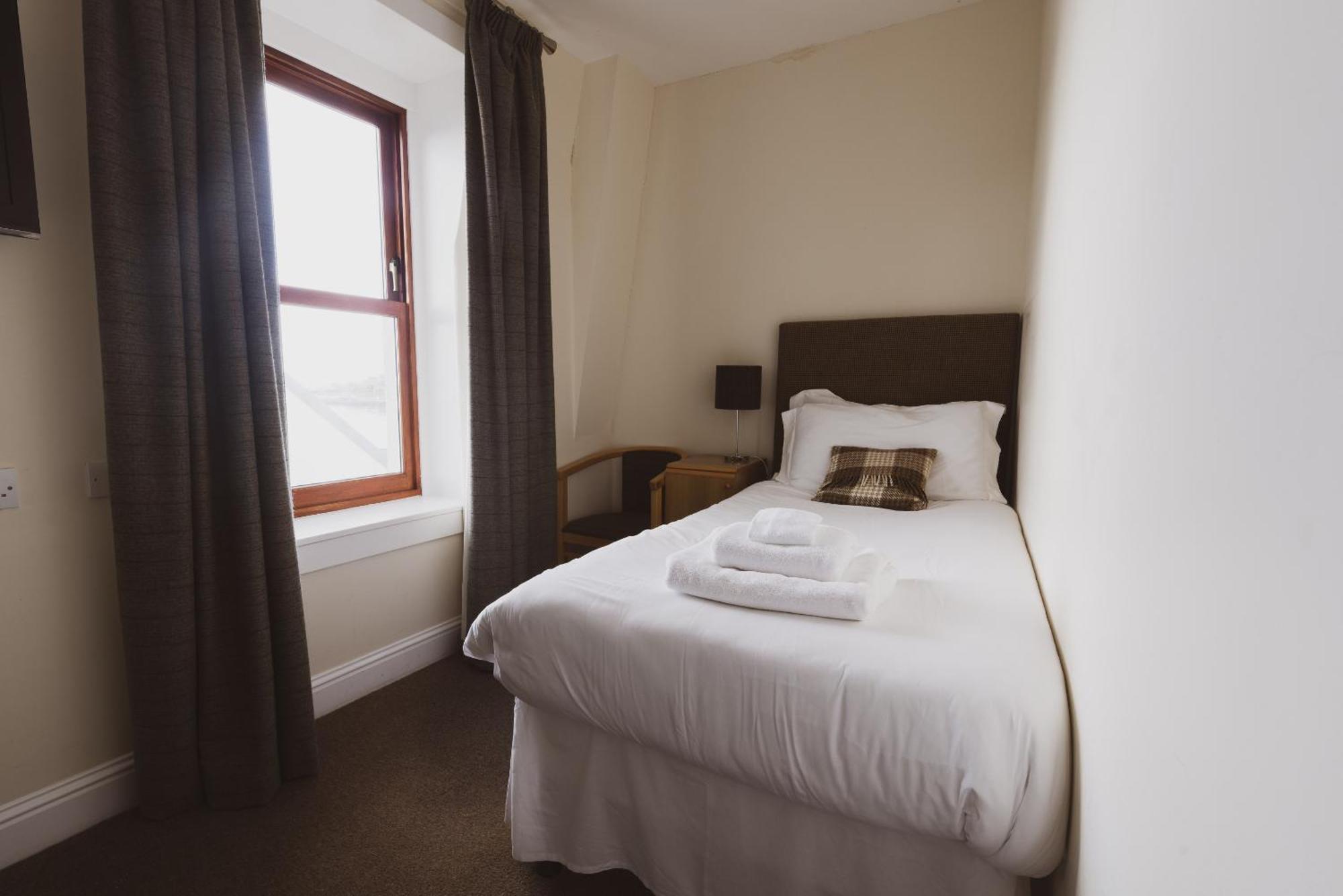 Scalloway Hotel Room photo